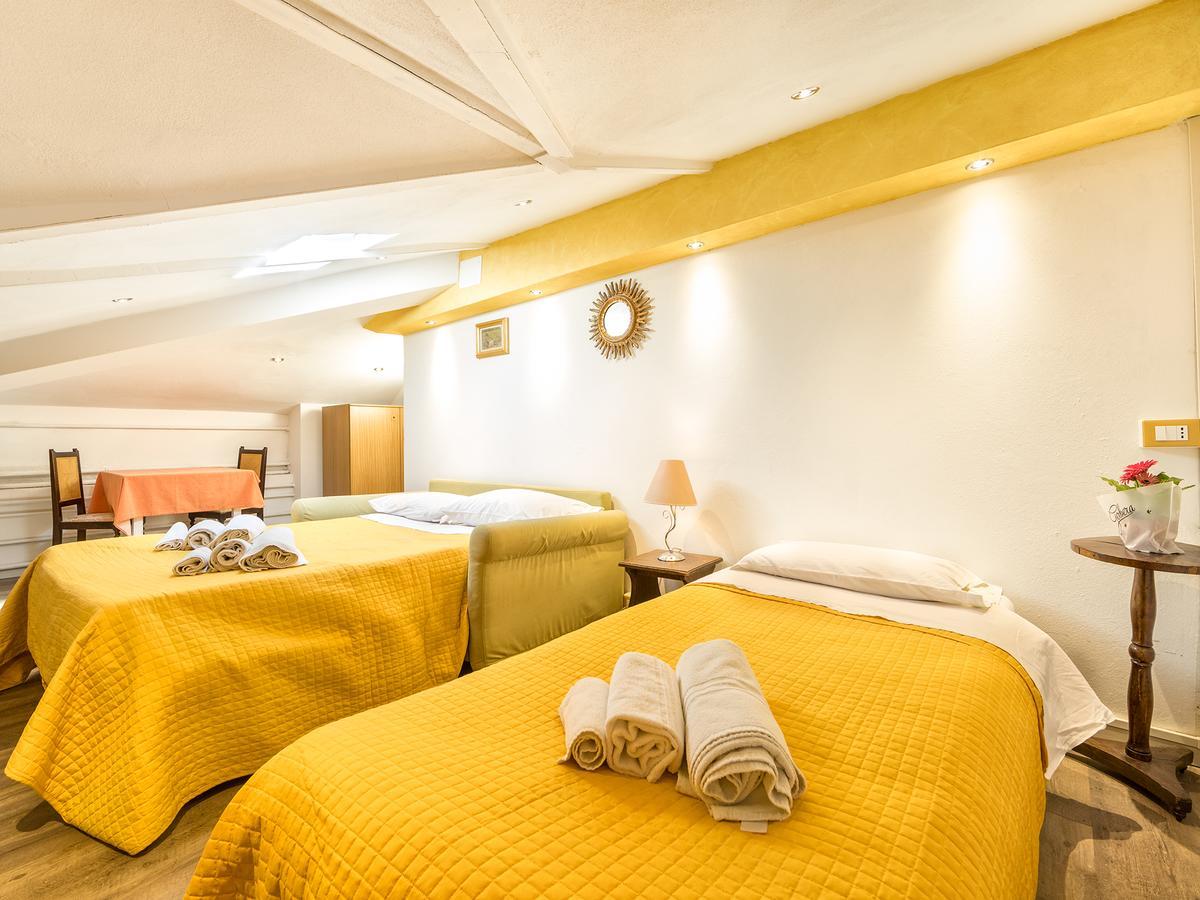 Residenza Le Dimore Centro เวโรนา ภายนอก รูปภาพ